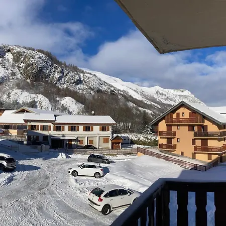 Apartment Chaleureux 4 Pers, Proche Des Remontees Et Commerces, Balcon Ensoleille - Fr-1-263-520 *