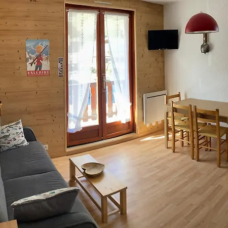 Chaleureux 4 Pers, Proche Des Remontees Et Commerces, Balcon Ensoleille - Fr-1-263-520 Apartment Valloire